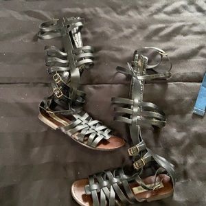 Steve Madden size 6 Gladiator Sandal
